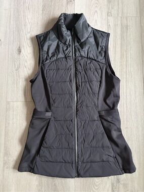 Lululemon Down for it All Vest - 2nd Release size 6